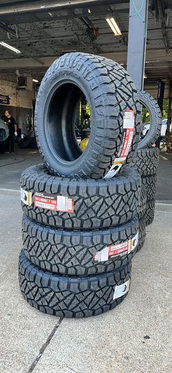 NITTO TIRES SET $40 DOWN