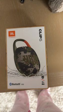 JBL Clip 5 Bluetooth Speaker
