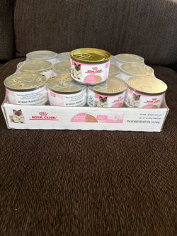 Royal Canin Mother and Babycat