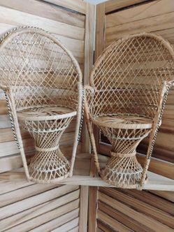 2 Wicker Plant Stand Peacock Chairs 14"