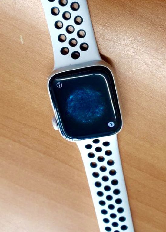 Apple Watch Series 3 42mm GPS + Cellular (Unlocked)