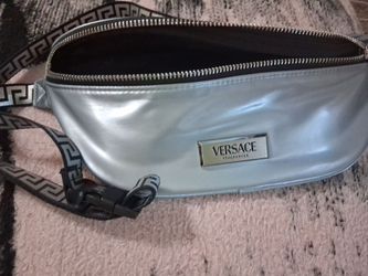VERSACE*