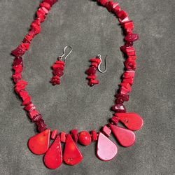 Ladies necklace set