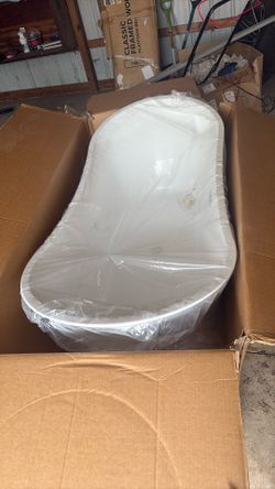 73” Stand Alone Deep Soaker Tub