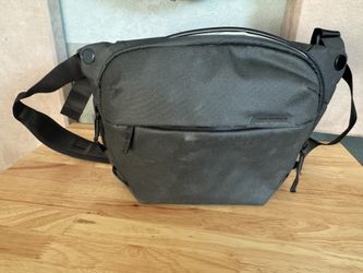 Peak Design Everyday Sling 3L Black