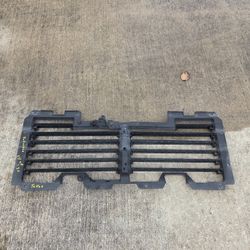 SHUTTER FOR TAHOE OR SUBURBAN YEAR 2014 UP 2020