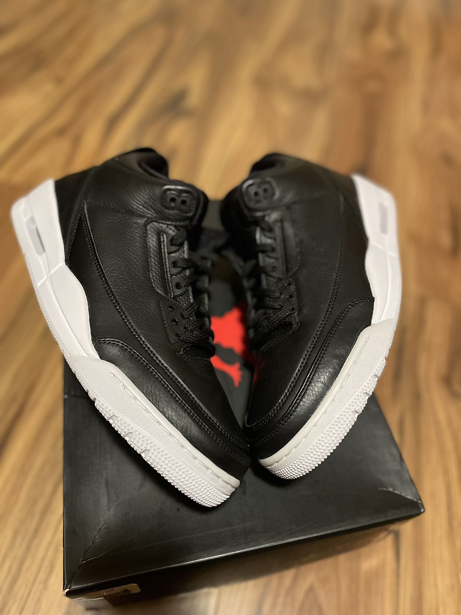 Jordan 3 Cyber Monday Size 10.5 Brand New