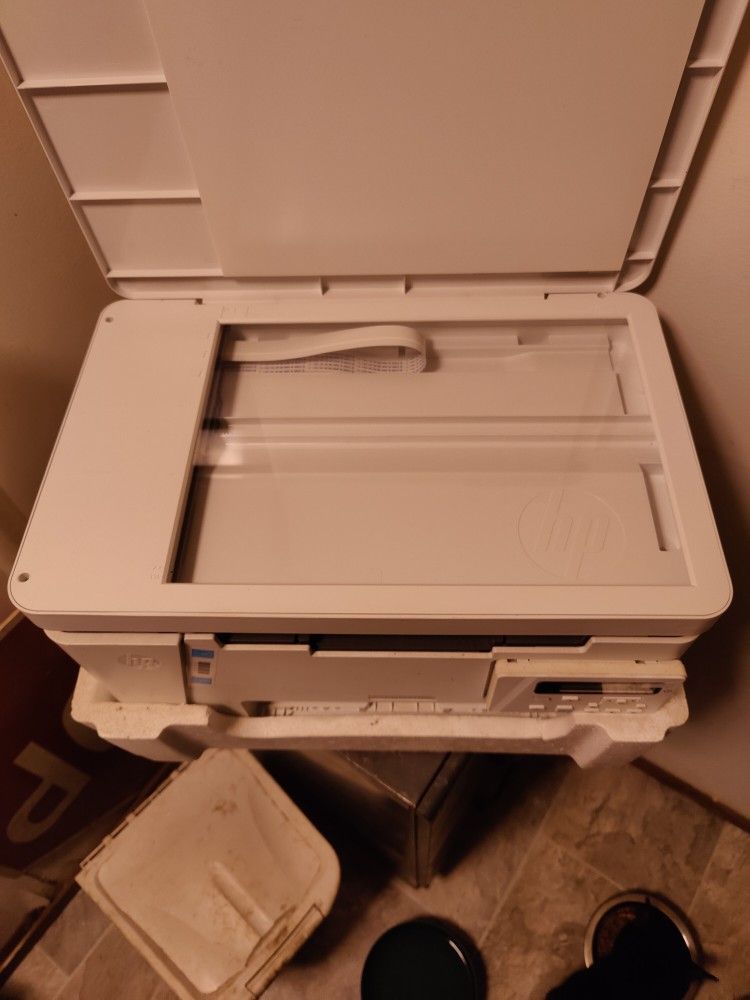 Laser Pro MFP M25-M27