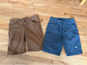 Assorted men’s shorts 32 waist men’s medium Assorted men’s shorts 32 waist
