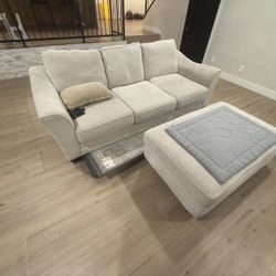 8ft Couch And Ottoman 