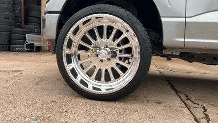American Force  Wheel with Tire