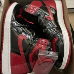 Air Jordan 1 ‘patent’ Size 9.5M