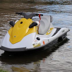 2016 Yamaha v1 Sport 