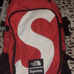 Supreme X North face Back Pack Red S