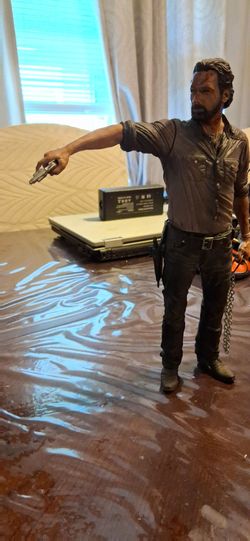 The walking dead and variety of figures