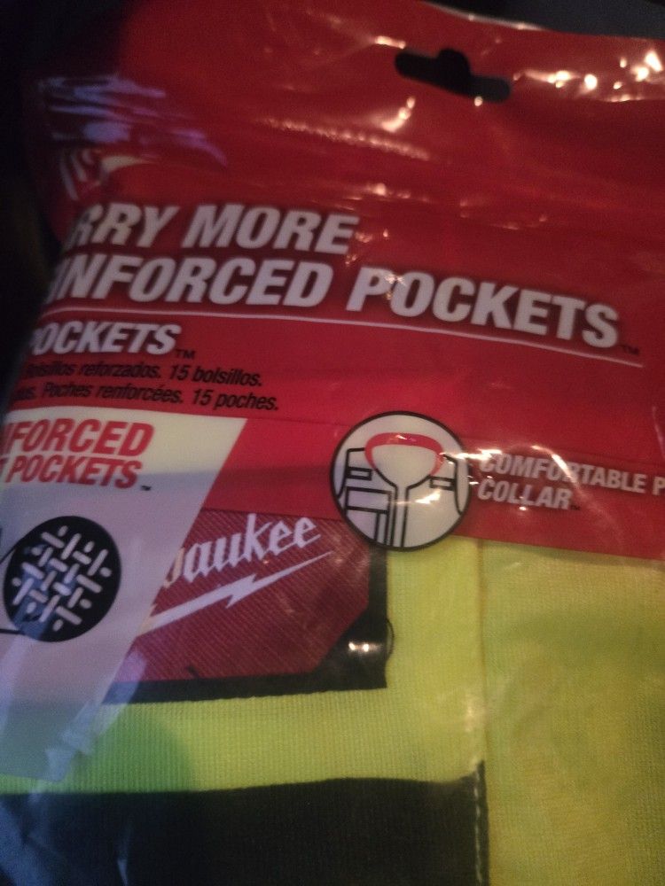 Milwaukee Vest