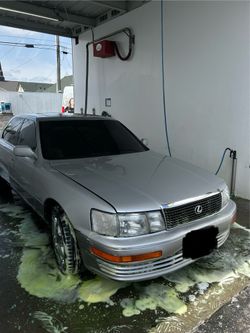 1990 Lexus LS 400