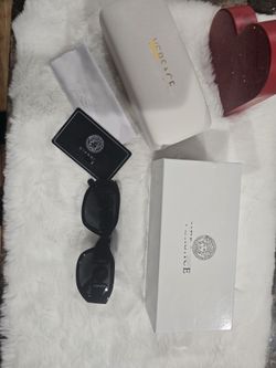 Versage Glasses