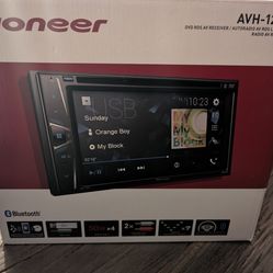 Pioneer AVH-120BT Bluetooth DVD Player iPhone Android CD AM FM USB Aux 4-Ch car deck