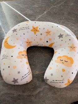 Breastfeeding pillow