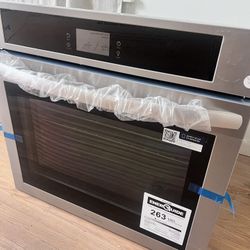 Brand New Wall Oven Whirlpool
