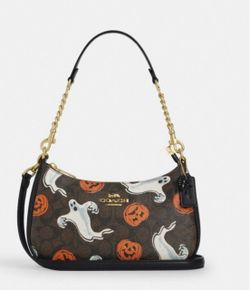 Halloween coach Teri
