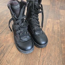 Women's steel toe boots