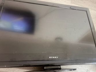 Dynes 32” LCD TV - Remote included