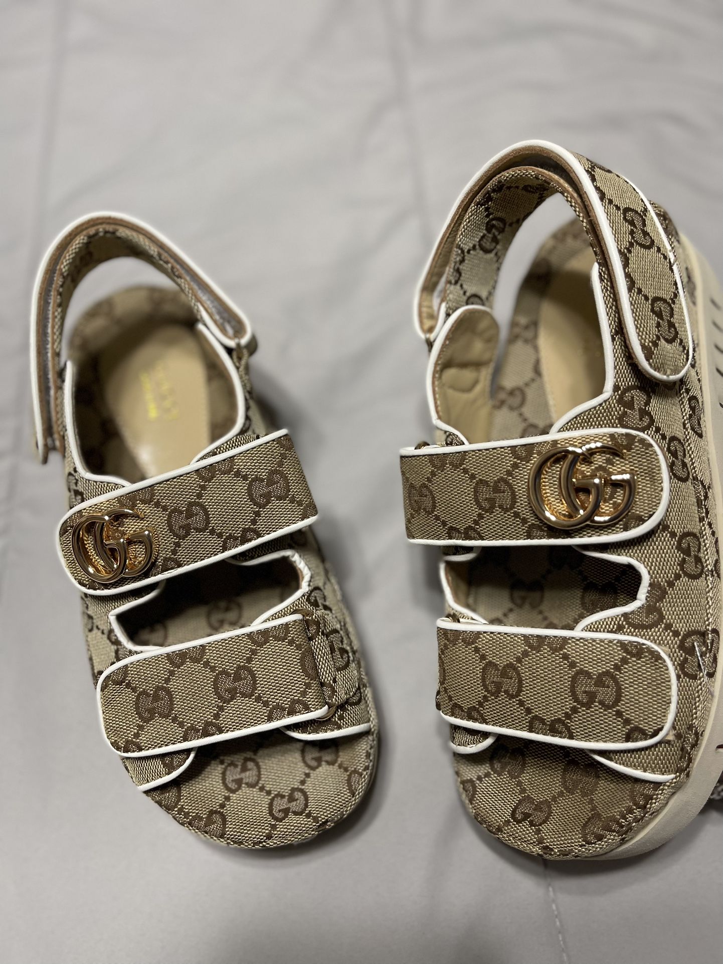 Gucci GG Womens Sandals Size 7 US = Size 37 EU Brand New With Box & Dust Bag