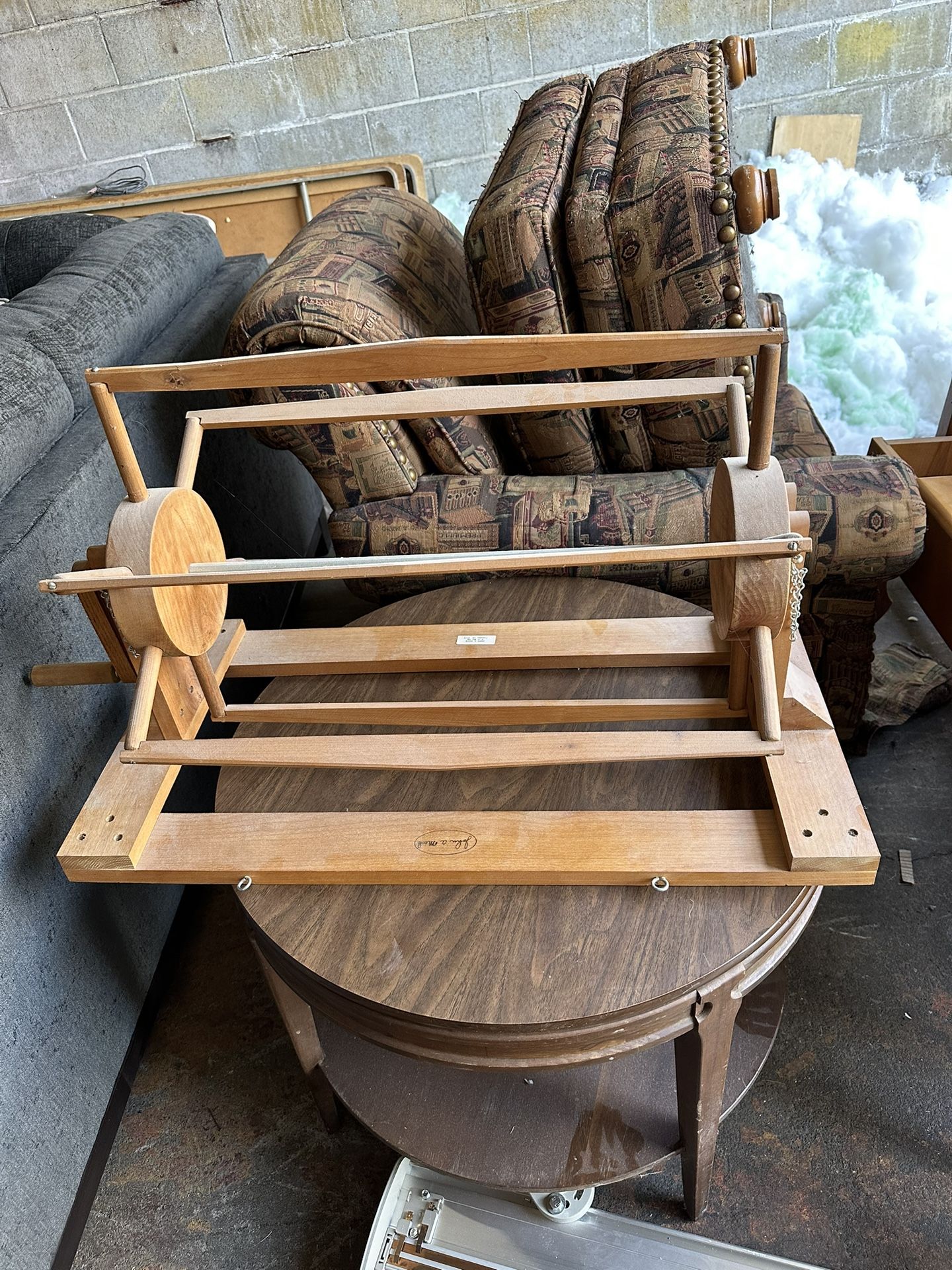 Wooden Yarn Swift / Skein Winder – John A. Meck