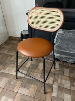 Set of 4 Rattan Back Bar Stools