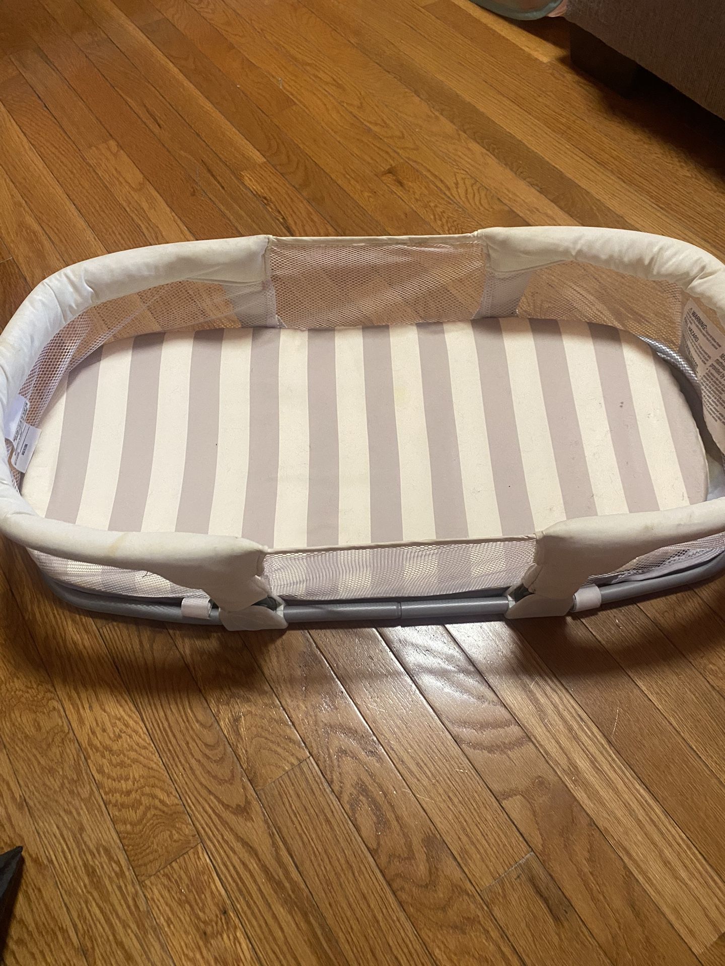 Baby Bassinet And Baby Tub