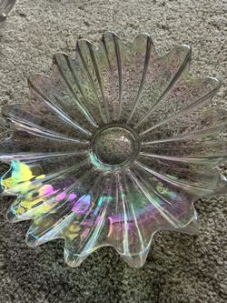 IRIDESCENT GLASS BOWLS