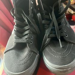 Sk8-Hi Vans Men’s 6.5, Women’s 8