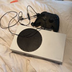 Xbox Series S With Elite Controller 2 And Headphone