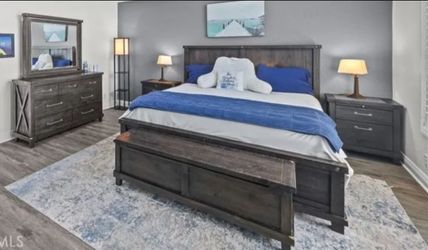 King size bed w/ mattress.  5-pc set