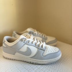 Wmns Nike Dunk Low ‘Needlework’ Size 9.5 Mens US