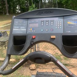 Treadmill 