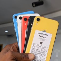 iPhone XR  Unlocked With Warranty 