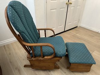 Rocking Chair With Ottoman