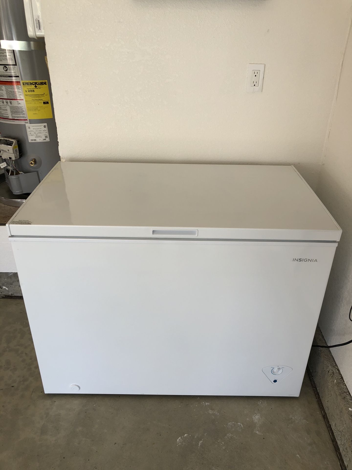 10.2 Cubic Foot Deep Freezer