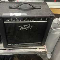 Peavey Rage 159. Amp