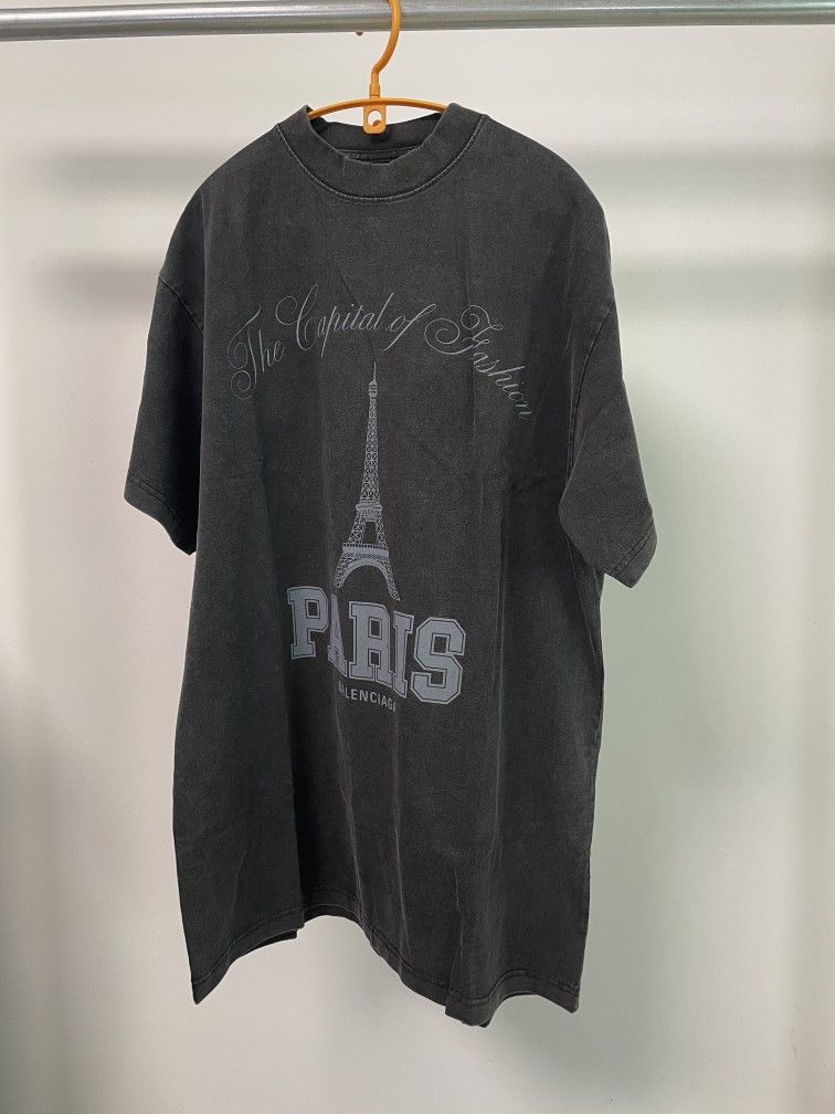 Balenciaga The Capital Of Fashion T-shirt Oversized in Faded Black
