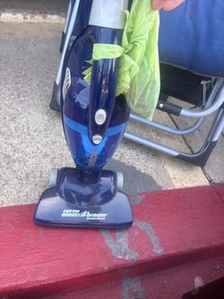 Stick vacuum