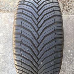 1 Michelin Tire 215/50/17