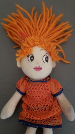 A Doll 7" on the Clip