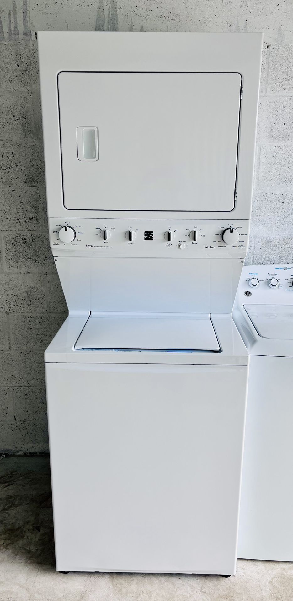 Washer Kenmore 27" 3.8 Cu. Ft. Electric Laundry Center FREE DROP OFF