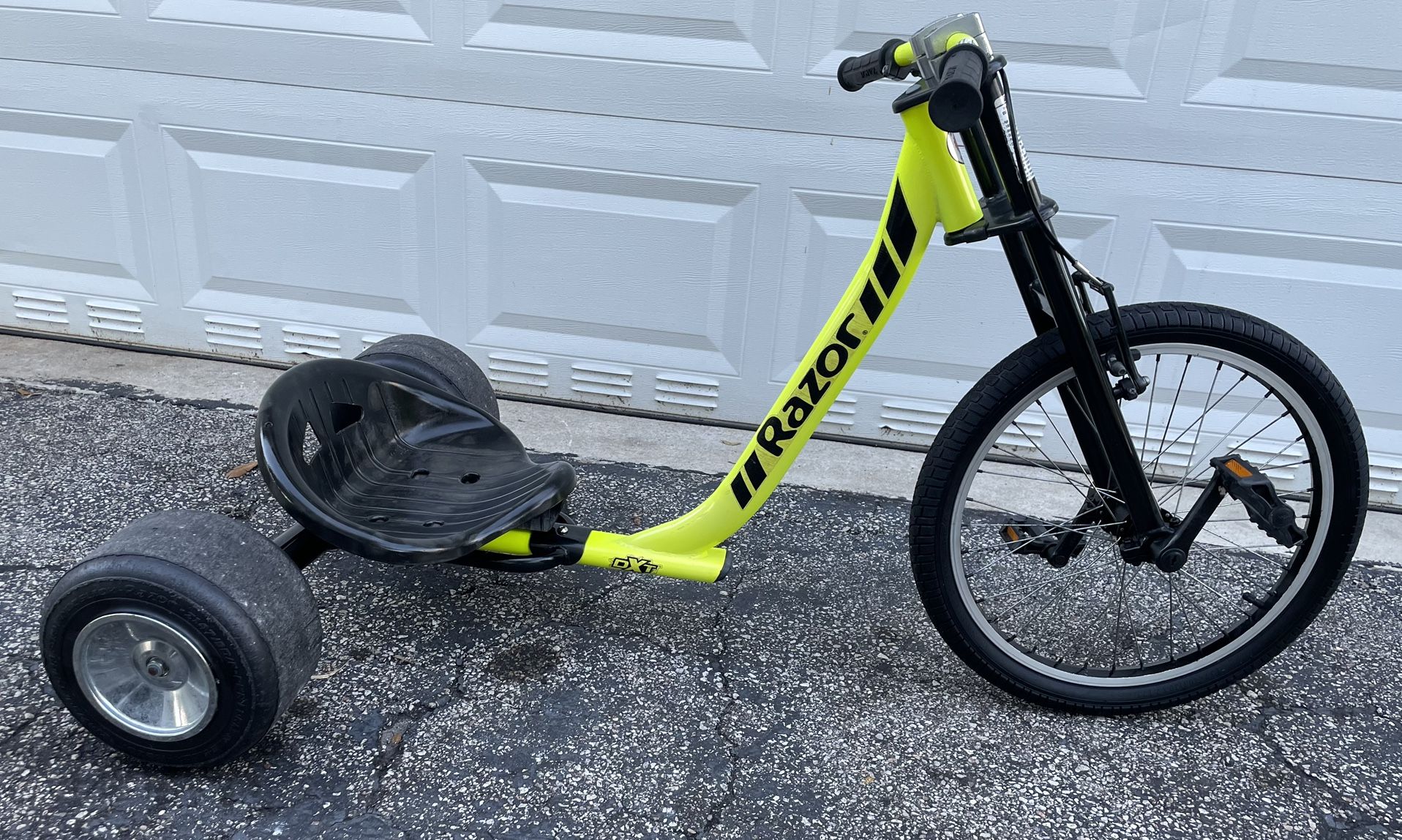 Razor DXT drift Trike