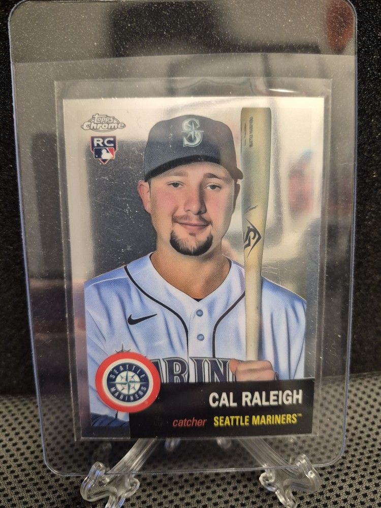 Cal Raleigh Topps #237 Rookie Card 2022