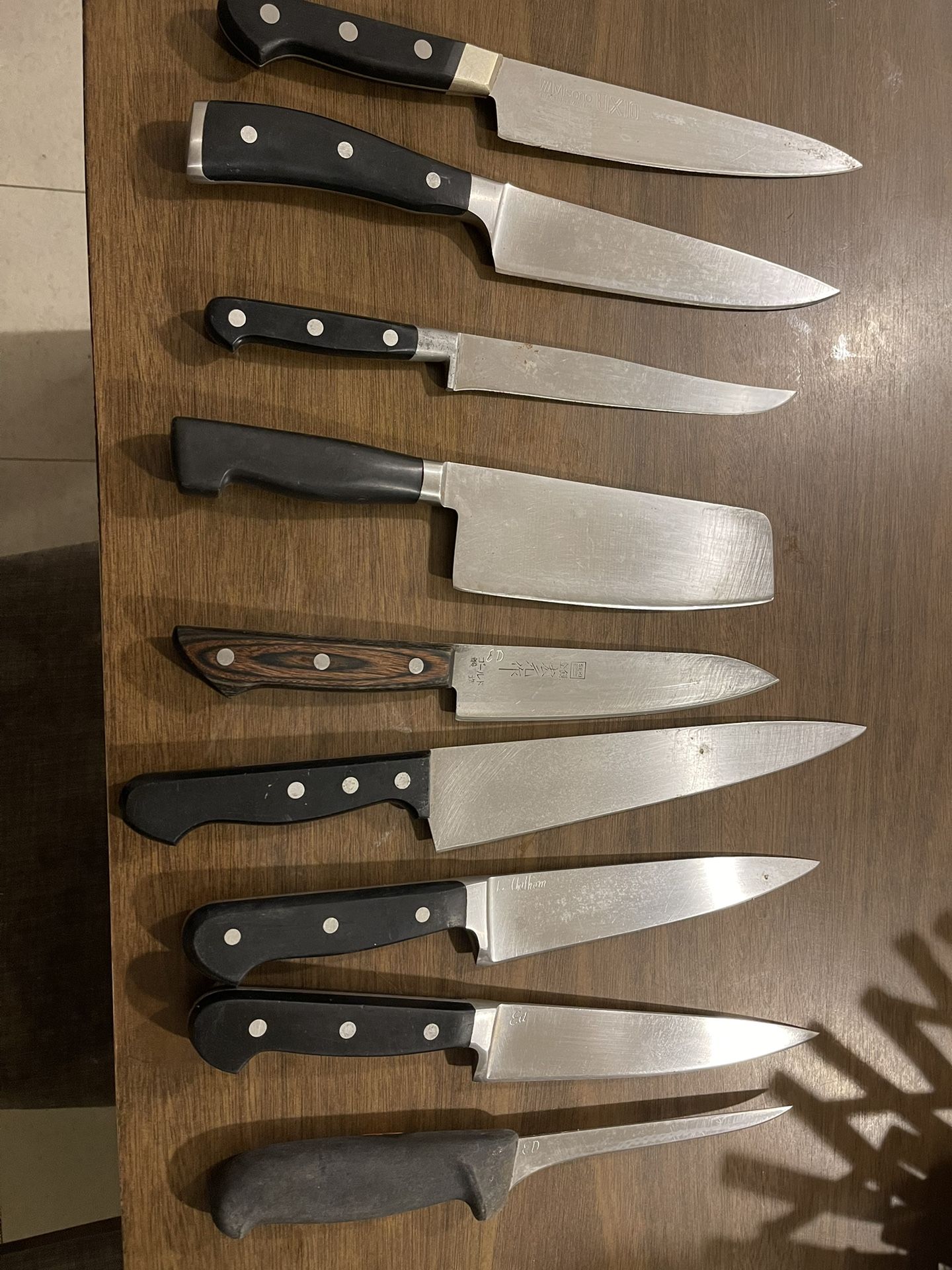 kitchen knives
